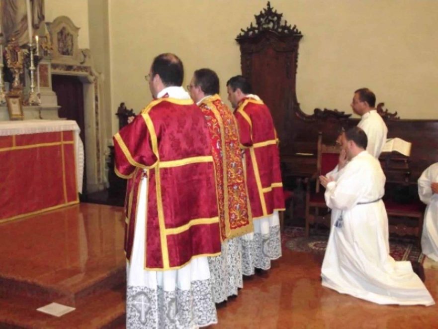 Messa con rito romano antico Chiesa di Mariano del Friuli